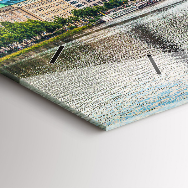 Ceas orizontale de perete din sticlă Binnenalster din Hamburg