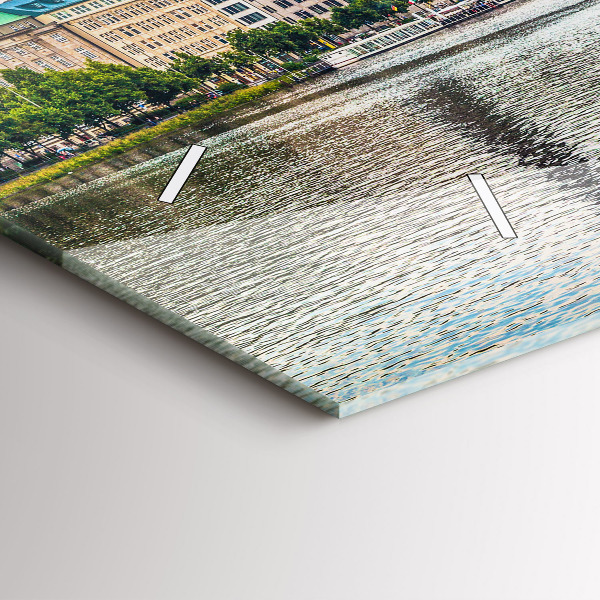 Ceas orizontale de perete din sticlă Binnenalster din Hamburg