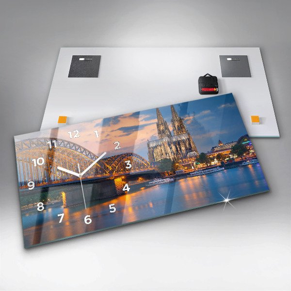 Ceas orizontale de perete din sticlă Vedere la primărie