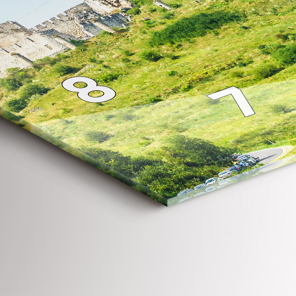 Ceas orizontale de perete din sticlă Castelul Spiš din Slovacia