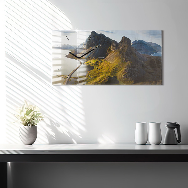 Ceas orizontale de perete din sticlă Drum în Islanda