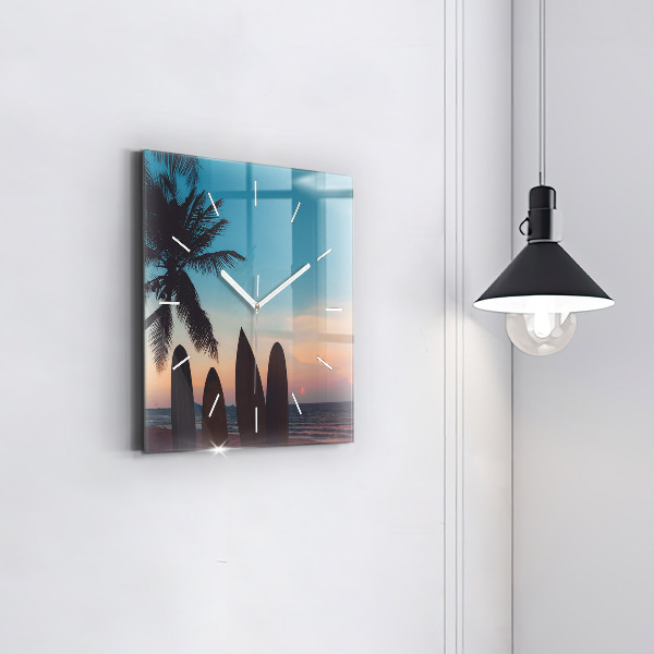 Ceas pătrat de perete din sticlă Surfing pe plajă