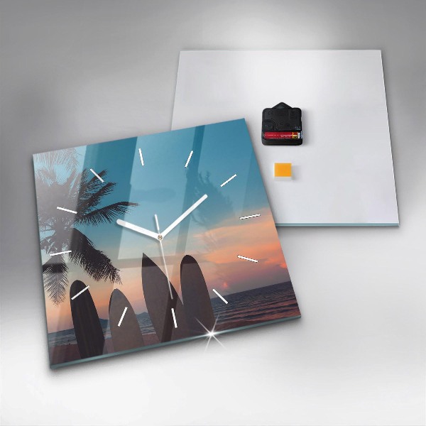 Ceas pătrat de perete din sticlă Surfing pe plajă
