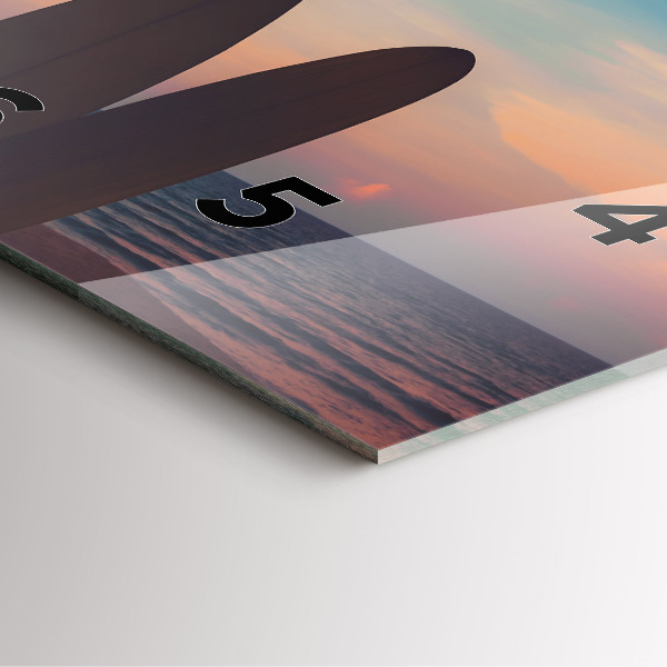 Ceas pătrat de perete din sticlă Surfing pe plajă