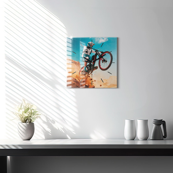 Ceas pătrat de perete din sticlă Cascader și adrenalină