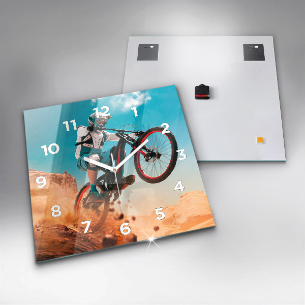 Ceas pătrat de perete din sticlă Cascader și adrenalină