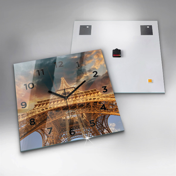 Ceas pătrat de perete din sticlă Turnul Eiffel pe fundalul norilor