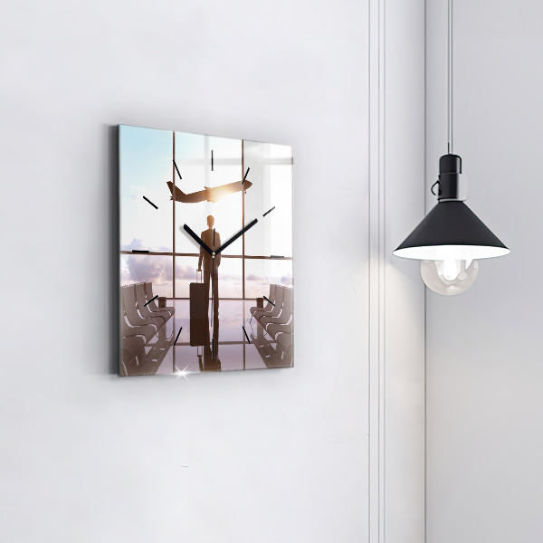 Ceas pătrat de perete din sticlă Omul la aeroport