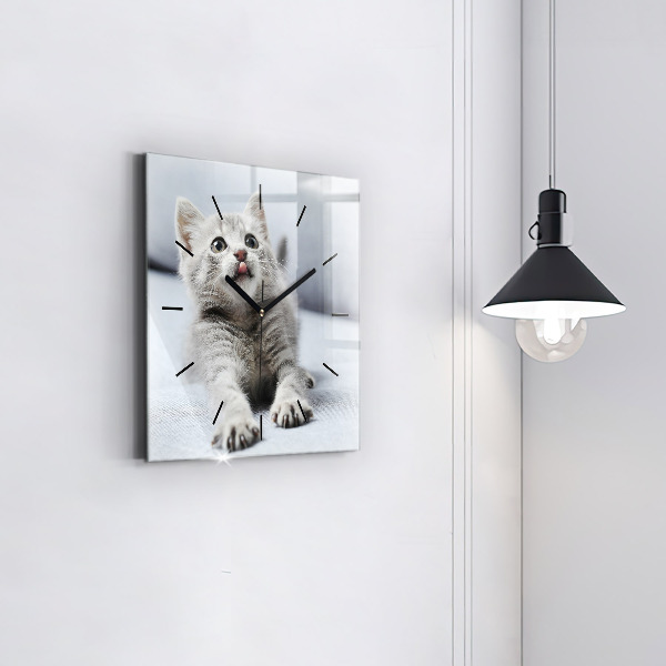 Ceas pătrat de perete din sticlă Pisica pe canapea