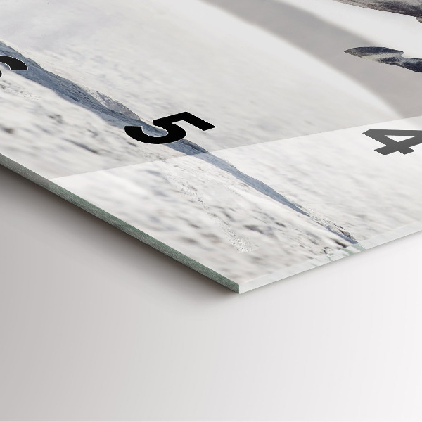 Ceas pătrat de perete din sticlă Cal alb în galop