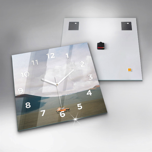 Ceas pătrat de perete din sticlă Vehicul în deșertul Kamchatka