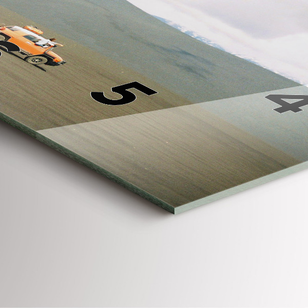 Ceas pătrat de perete din sticlă Vehicul în deșertul Kamchatka