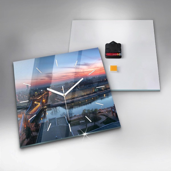 Ceas pătrat de perete din sticlă Wrocław dintr-o dronă