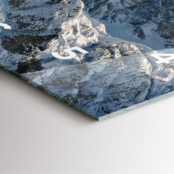 Ceas pătrat de perete din sticlă Munții sub cerul albastru