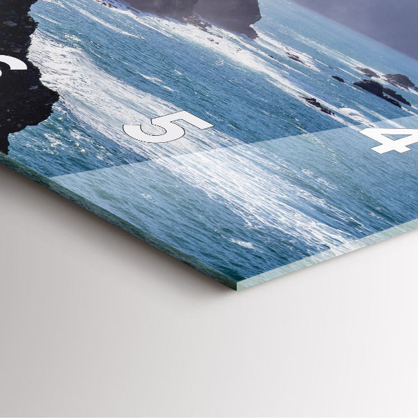 Ceas pătrat de perete din sticlă Munți lângă ocean