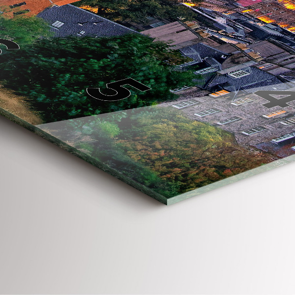 Ceas pătrat de perete din sticlă Edinburgh de la Calton Hill