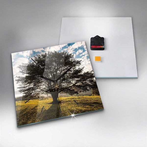 Ceas pătrat de perete din sticlă Un copac pe un deal