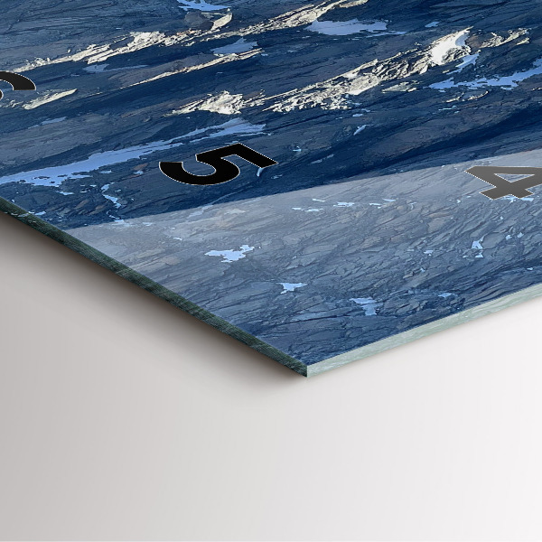 Ceas pătrat de perete din sticlă Munții Alpi iarna