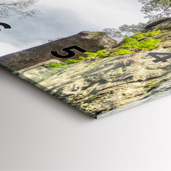 Ceas pătrat de perete din sticlă Oraș rock din Republica Cehă