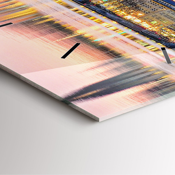 Ceas pătrat de perete din sticlă Alster în Hamburg