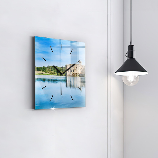 Ceas pătrat de perete din sticlă Castelul Leeds