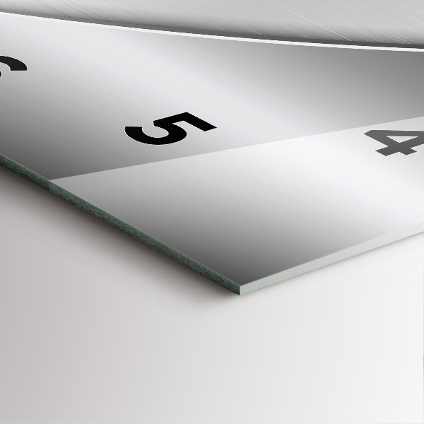 Ceas pătrat de perete din sticlă Model argintiu