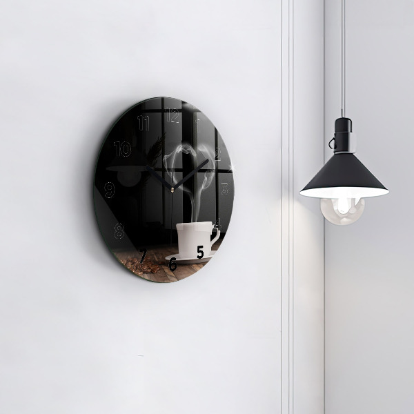 Ceas rotund de perete din sticlă O ceașcă de cafea fierbinte
