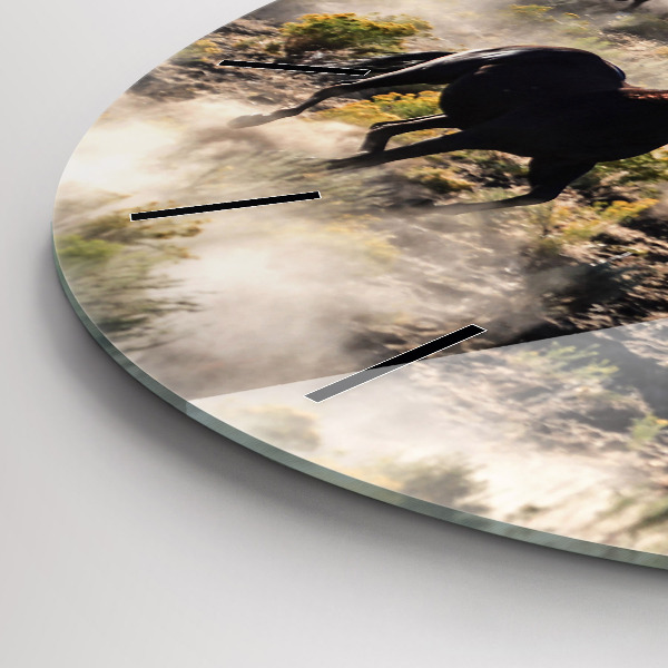 Ceas rotund de perete din sticlă O turmă de cai grăbiți