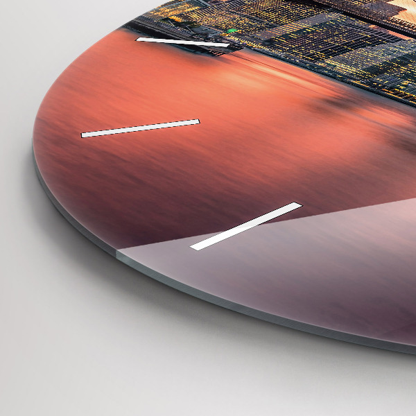 Ceas rotund de perete din sticlă East River din New York