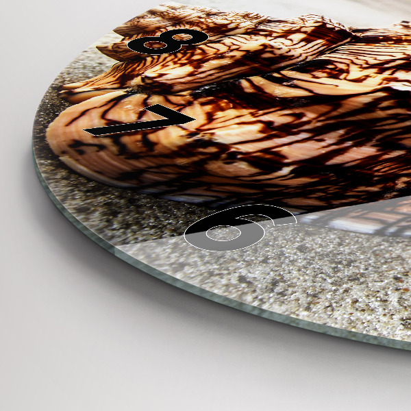 Ceas rotund de perete din sticlă Scoici pe plajă