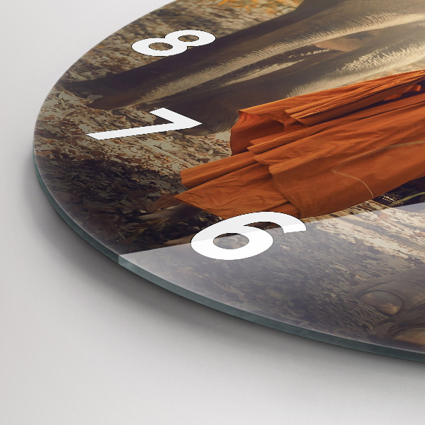 Ceas rotund de perete din sticlă Un călugăr care conduce elefanți