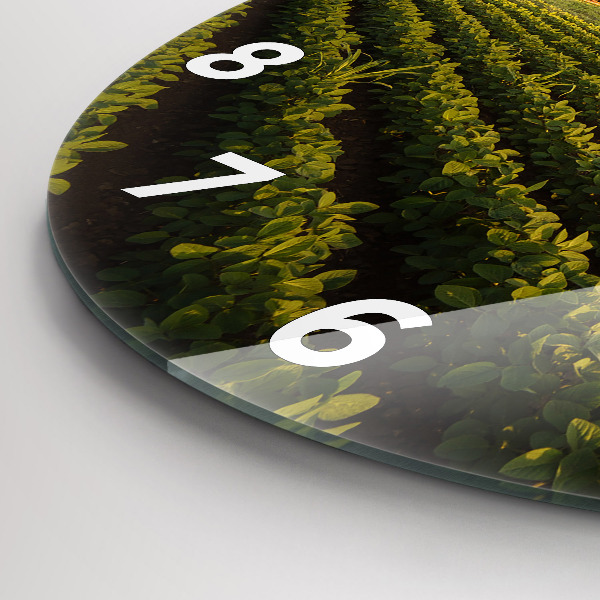 Ceas rotund de perete din sticlă Tractor într-un câmp agricol