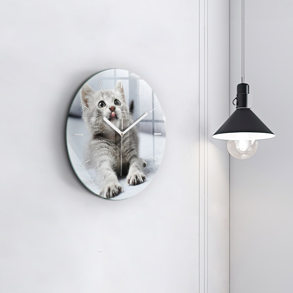 Ceas rotund de perete din sticlă Pisica pe canapea