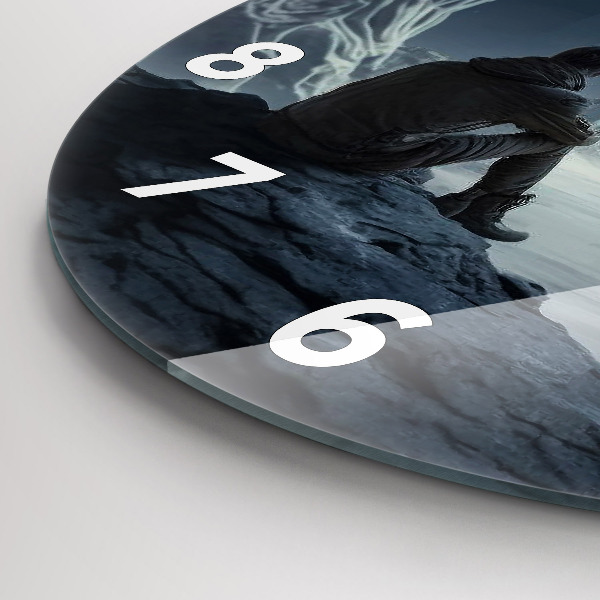 Ceas rotund de perete din sticlă Omul pe fundalul lunii