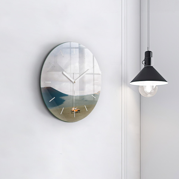 Ceas rotund de perete din sticlă Vehicul în deșertul Kamchatka