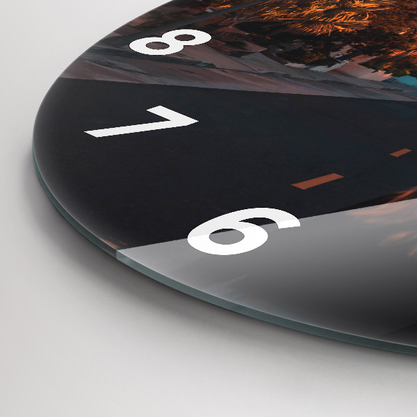 Ceas rotund de perete din sticlă Femeie pe drum