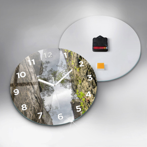 Ceas rotund de perete din sticlă Oraș rock din Republica Cehă