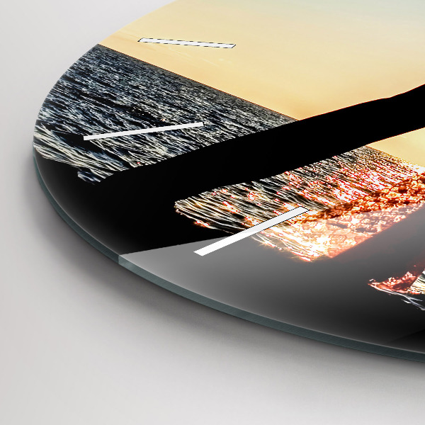 Ceas rotund de perete din sticlă Dans spaniol pe mare