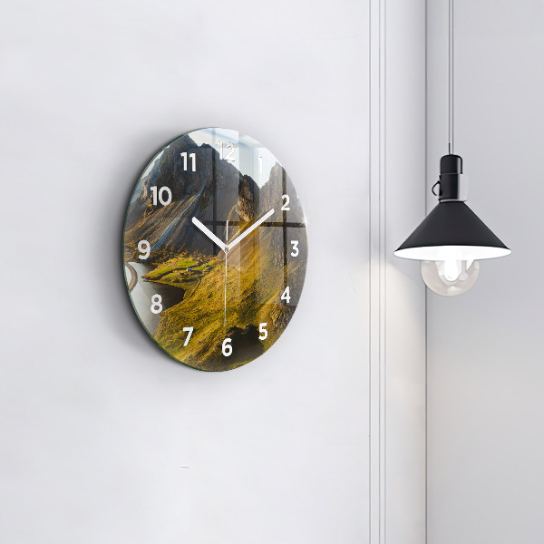 Ceas rotund de perete din sticlă Drum în Islanda