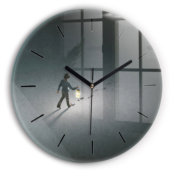 Ceas rotund de perete din sticlă Un rătăcitor în întuneric