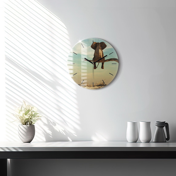 Ceas rotund de perete din sticlă Elefant într-un copac